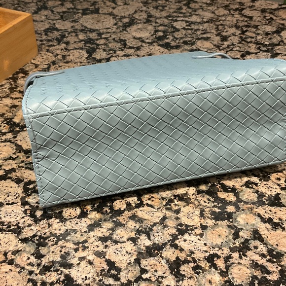 Moroccanoil Cosmetic Bag NWOT plus bonus Jet Lag Facial Mask - Picture 6 of 10